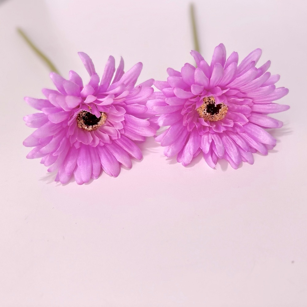 LIFELIKE Lavender Purple Gerber Daisy Flowers Floral Home Decor Arrangement